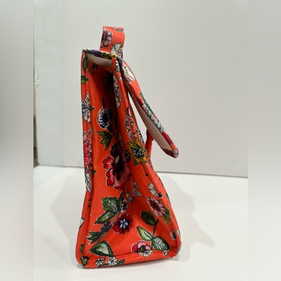 🥪Vera Bradley Insulated Lunch Bag - Classic Coral Floral 🥪 - Picture 5 of 14
